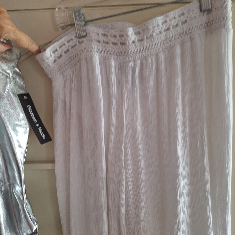 Alyx Wide Leg White Pants - Picture 8 of 15